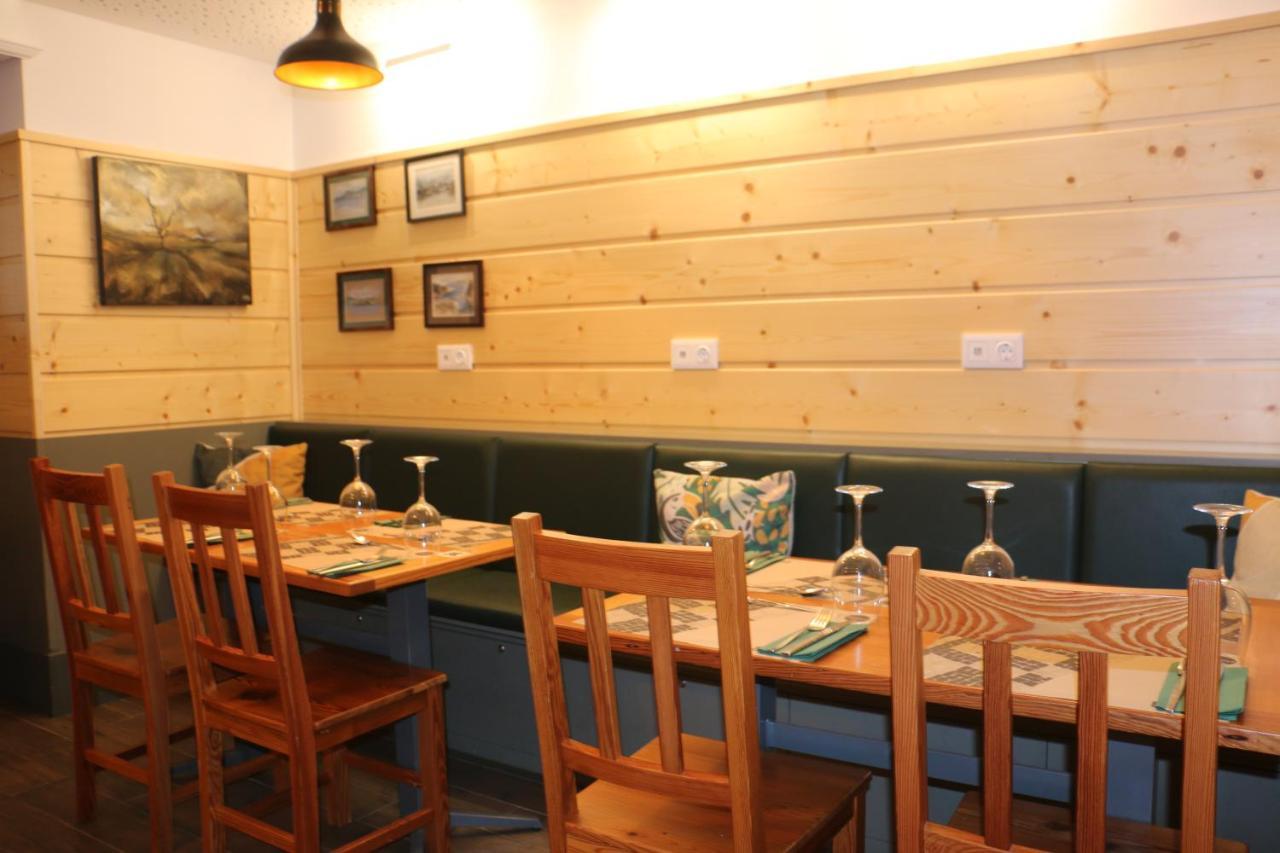 Alianca Cafe & Hostel Angra do Heroísmo Εξωτερικό φωτογραφία