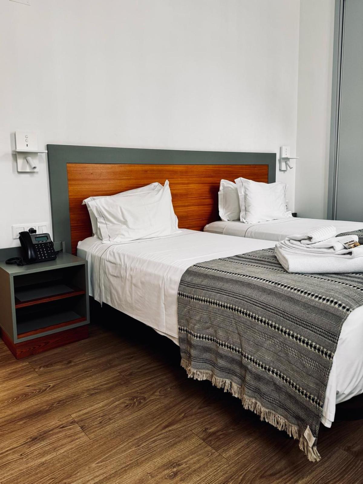 Alianca Cafe & Hostel Angra do Heroísmo Εξωτερικό φωτογραφία