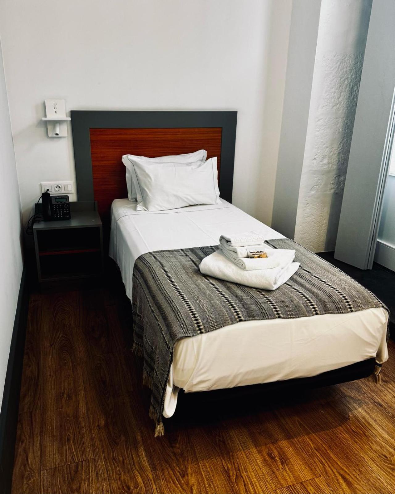 Alianca Cafe & Hostel Angra do Heroísmo Εξωτερικό φωτογραφία
